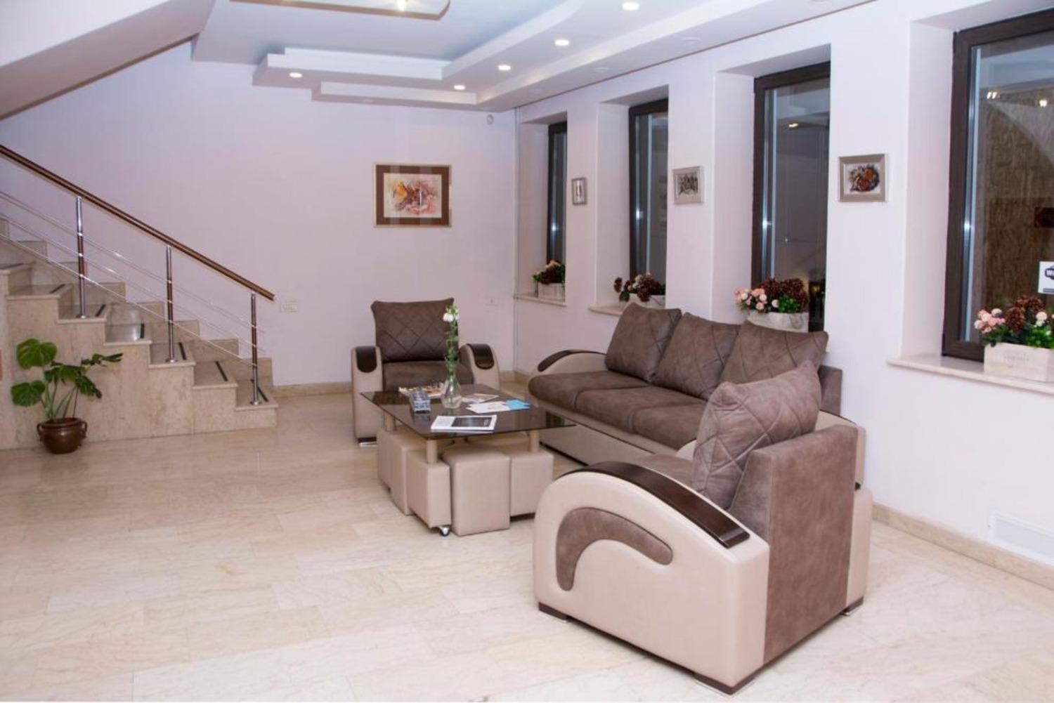 Hotel Season Erivan Dış mekan fotoğraf