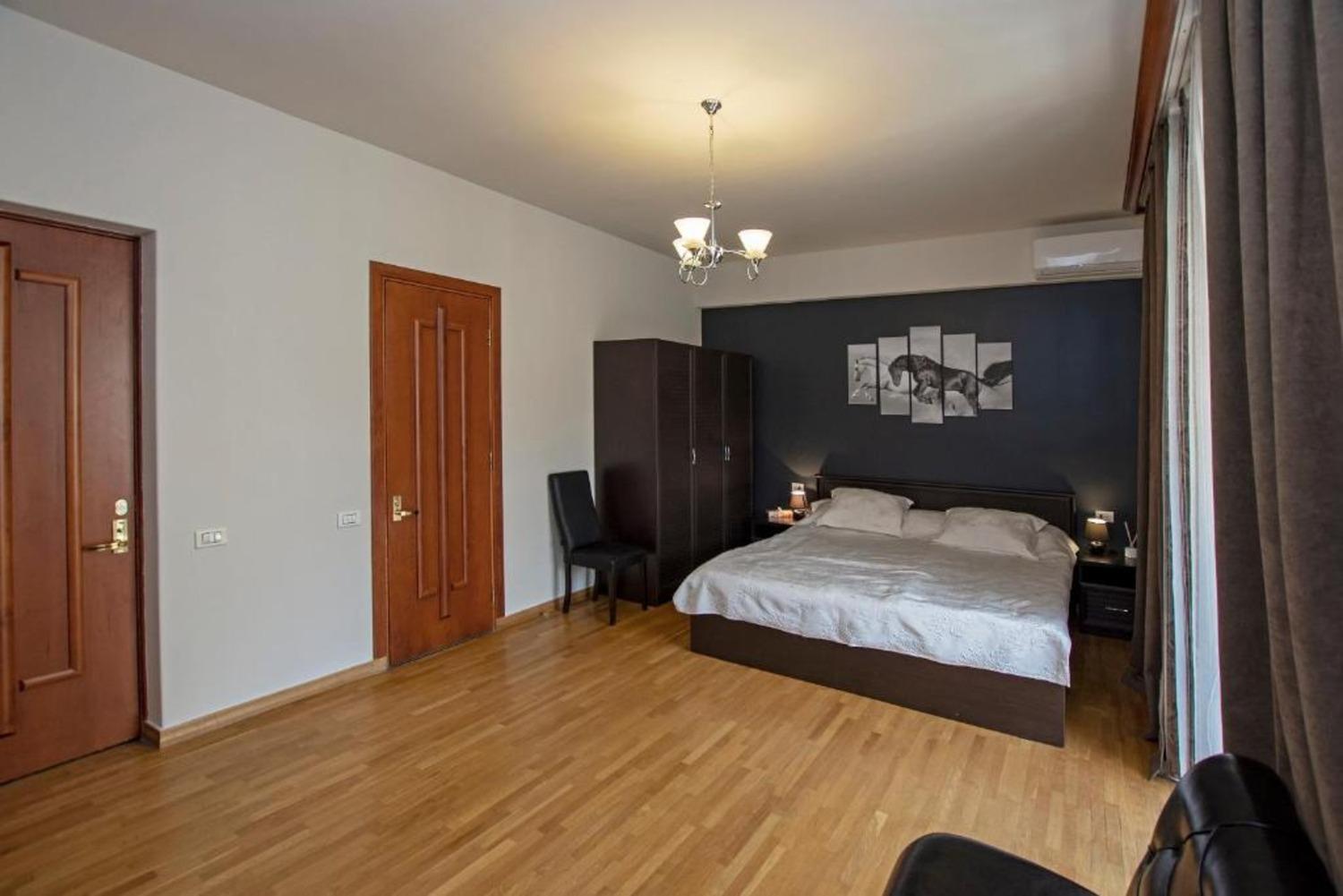 Hotel Season Erivan Dış mekan fotoğraf