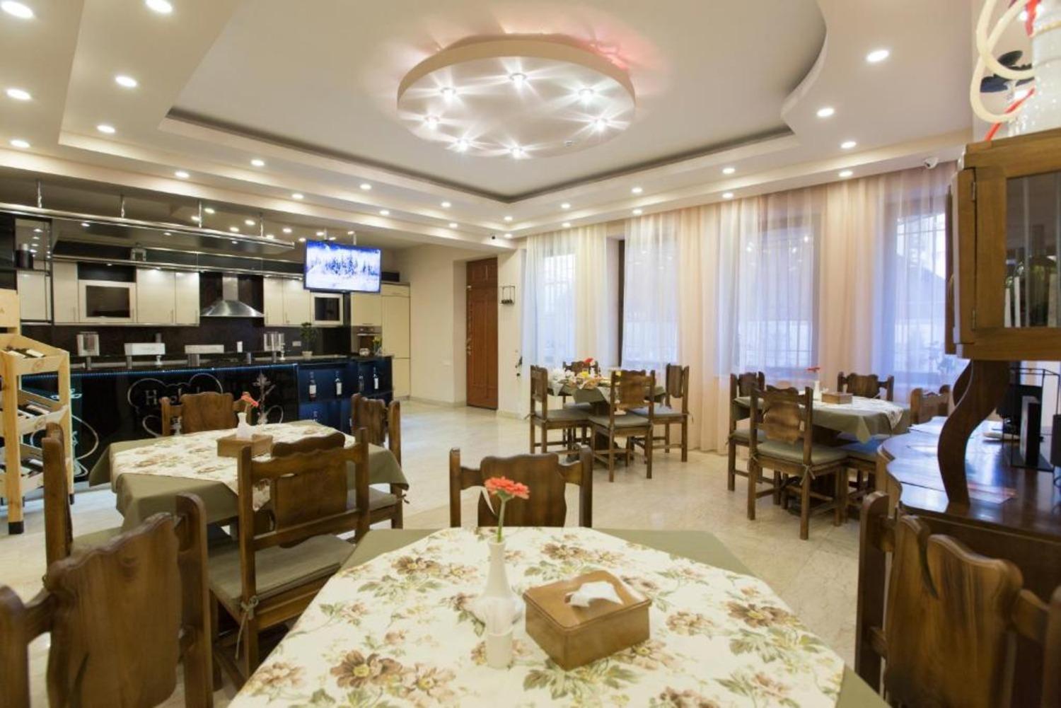 Hotel Season Erivan Dış mekan fotoğraf