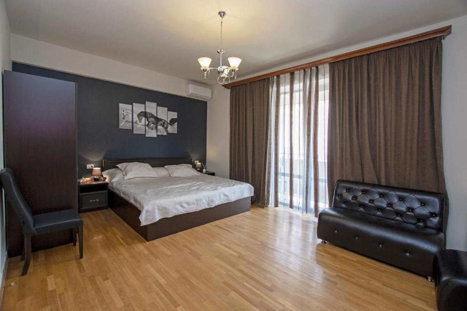 Hotel Season Erivan Dış mekan fotoğraf