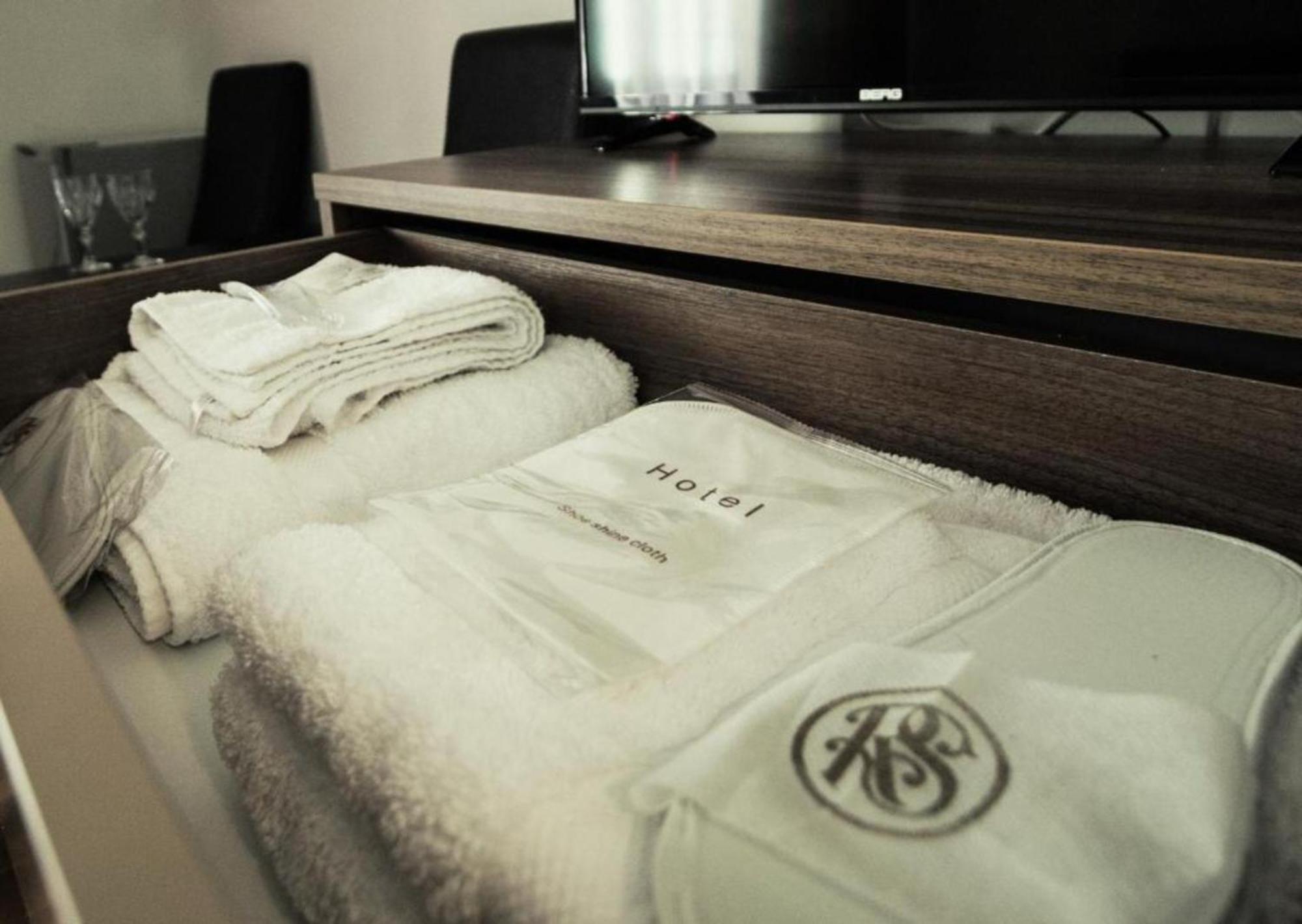 Hotel Season Erivan Dış mekan fotoğraf